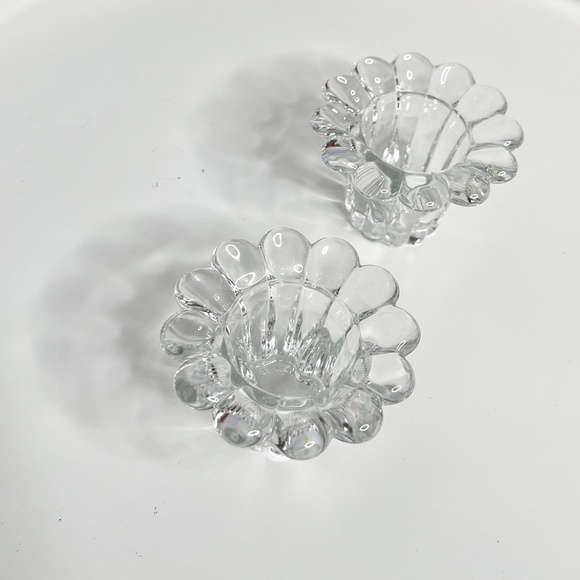 Flower Glass Candle Holder Set of 2 - Picture 4 of 5